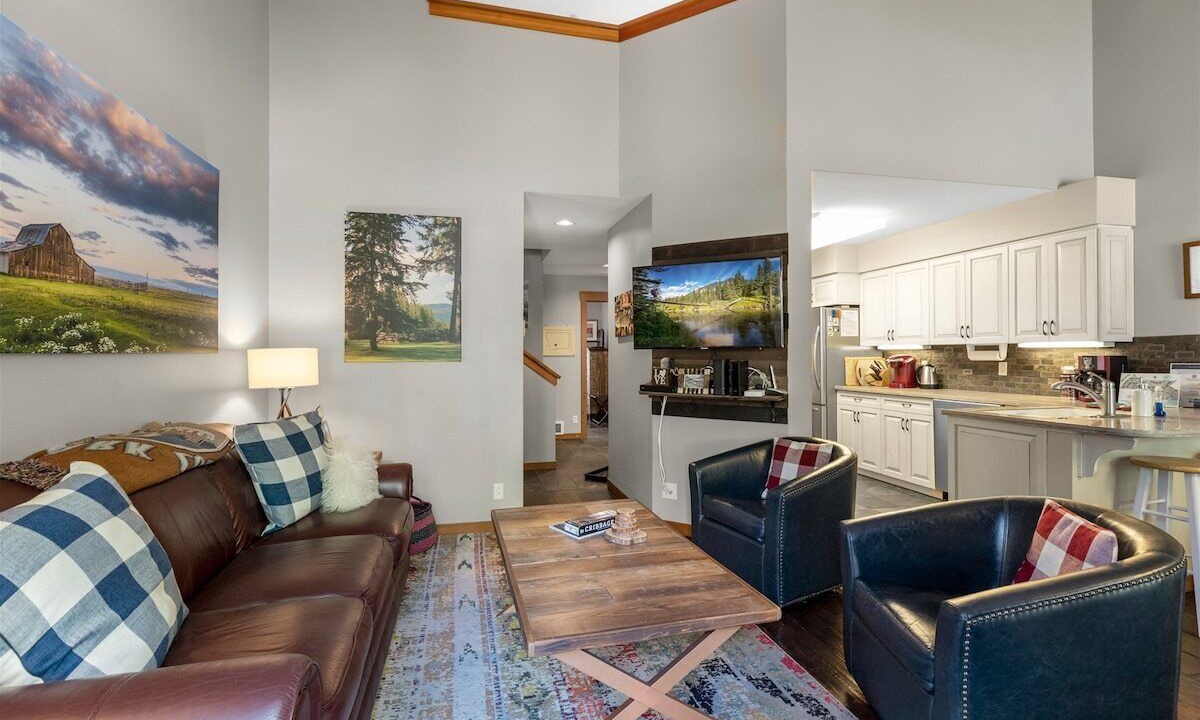 Photo of Livingroom in Whitefish