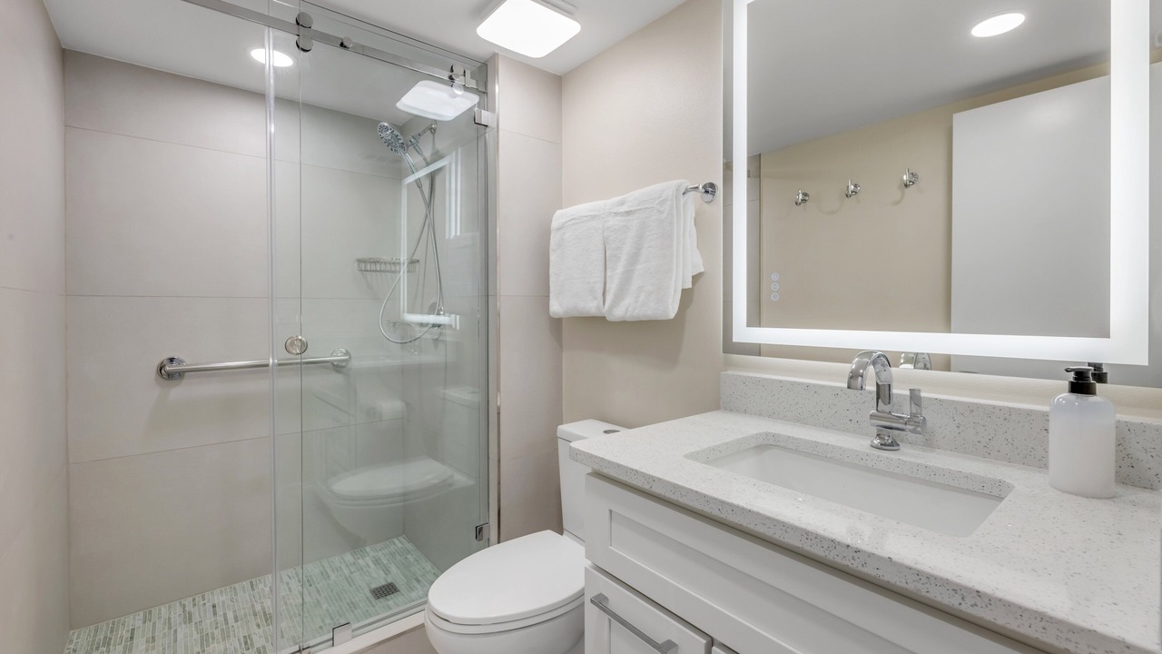 Photo of Bathroom in New Smyrna Beach