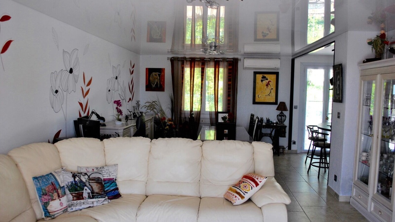 Photo of Livingroom in Restinclieres