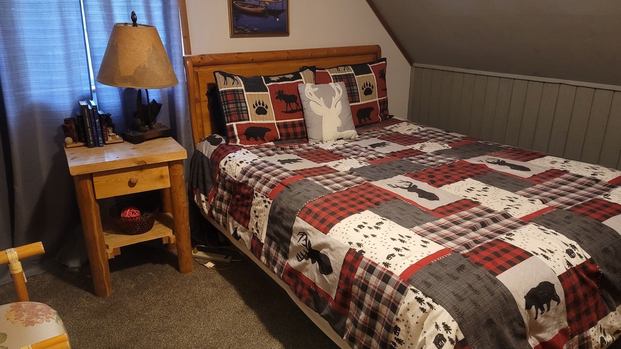 Photo of Bedroom in Sulphur