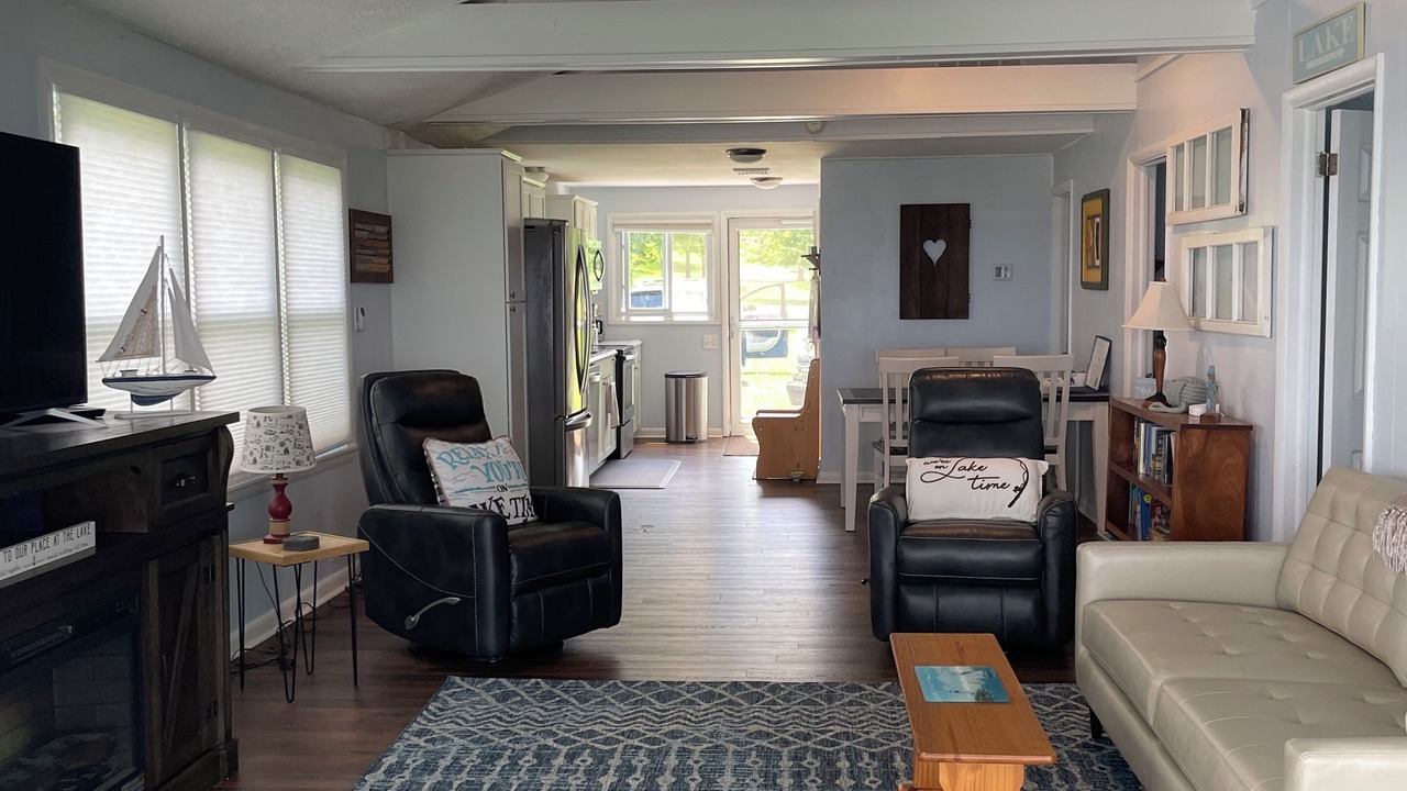 Photo of Livingroom in Sodus