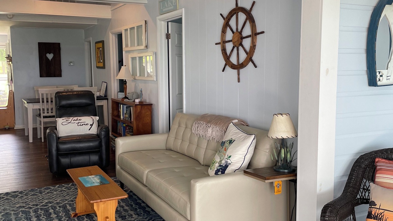 Photo of Livingroom in Sodus