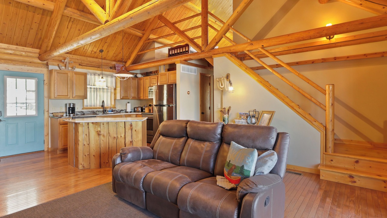 Photo of Livingroom in Sunrise Beach