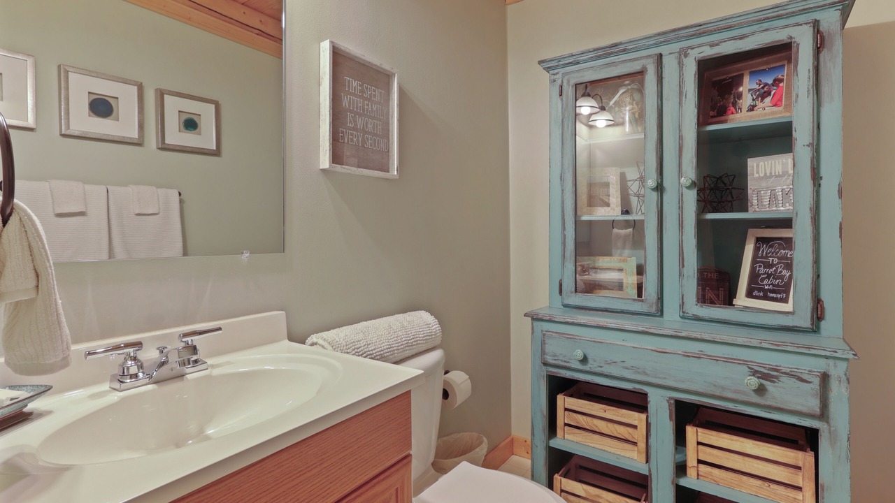 Photo of Bathroom in Sunrise Beach