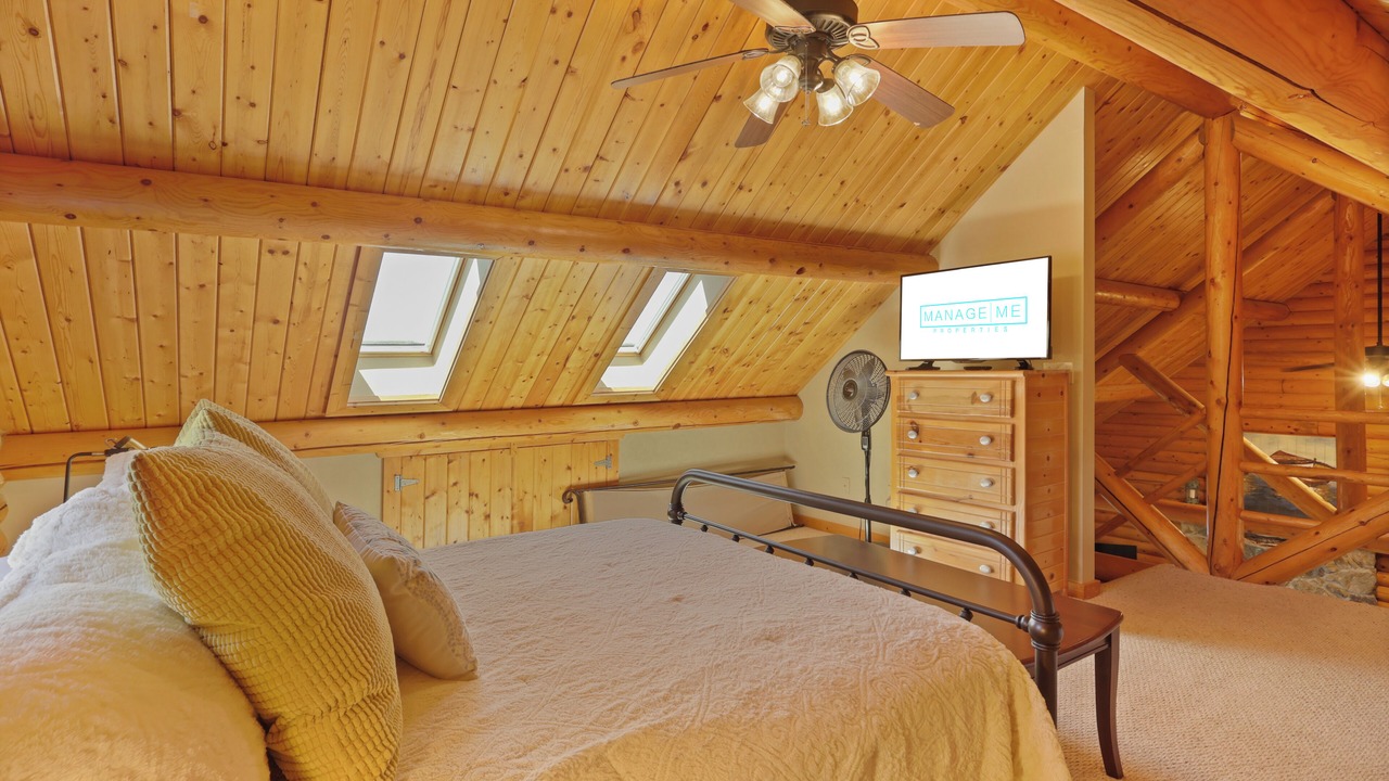 Photo of Bedroom in Sunrise Beach