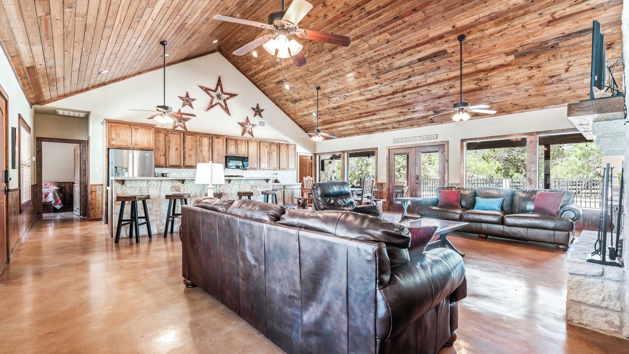 Photo of Livingroom in Concan