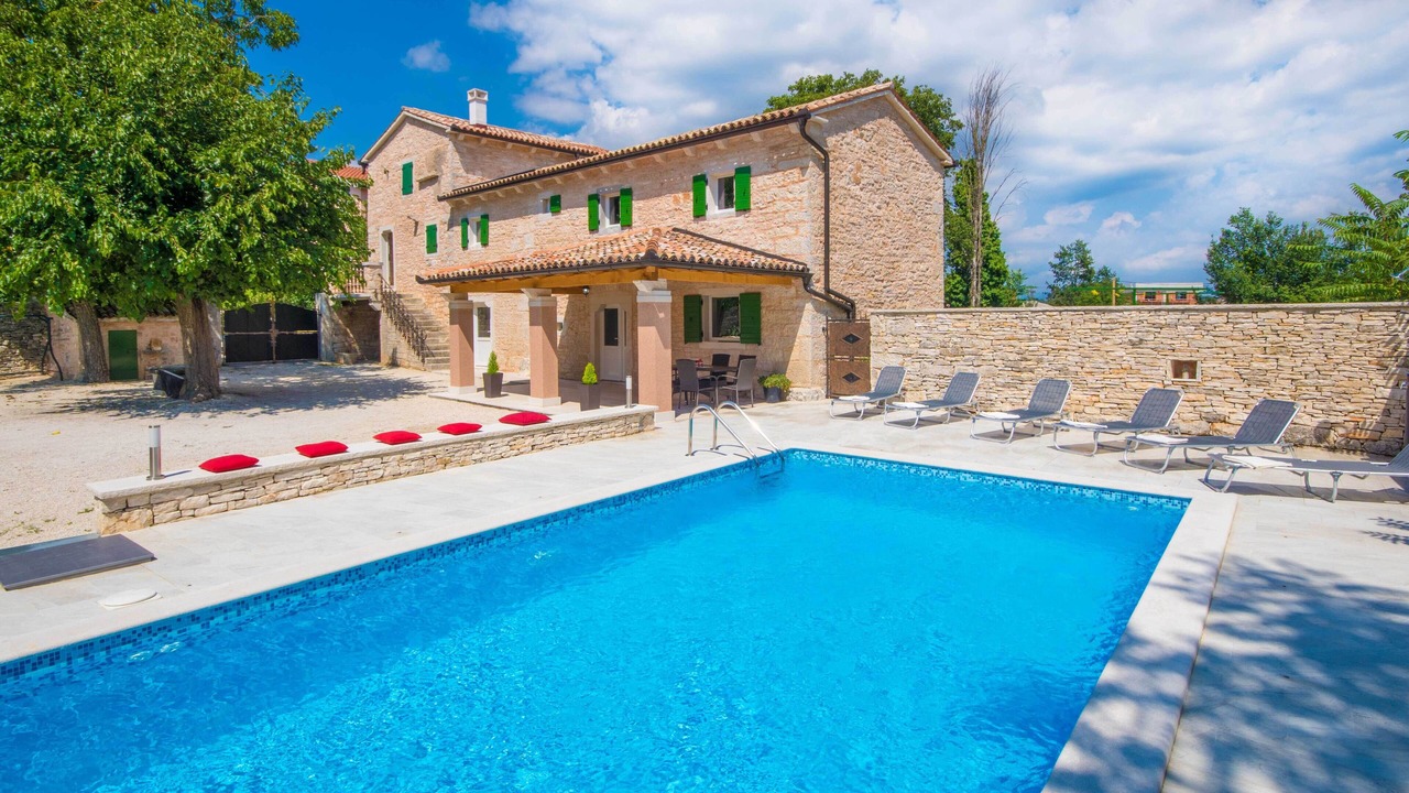 Photo of Outdoor in Zminj