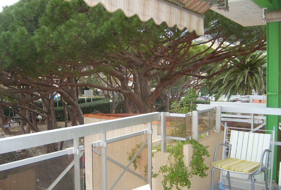 Photo of Patio Balcony in Le Lavandou