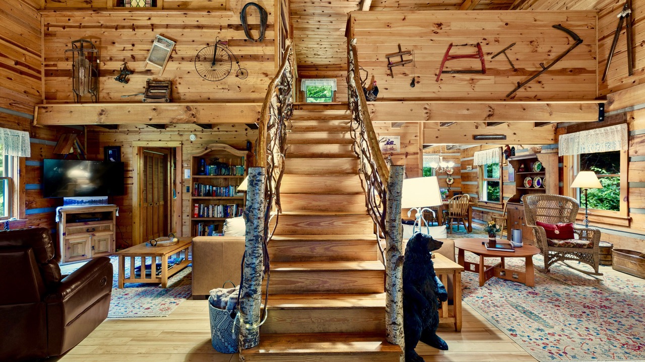 Photo of Livingroom in Hot Springs