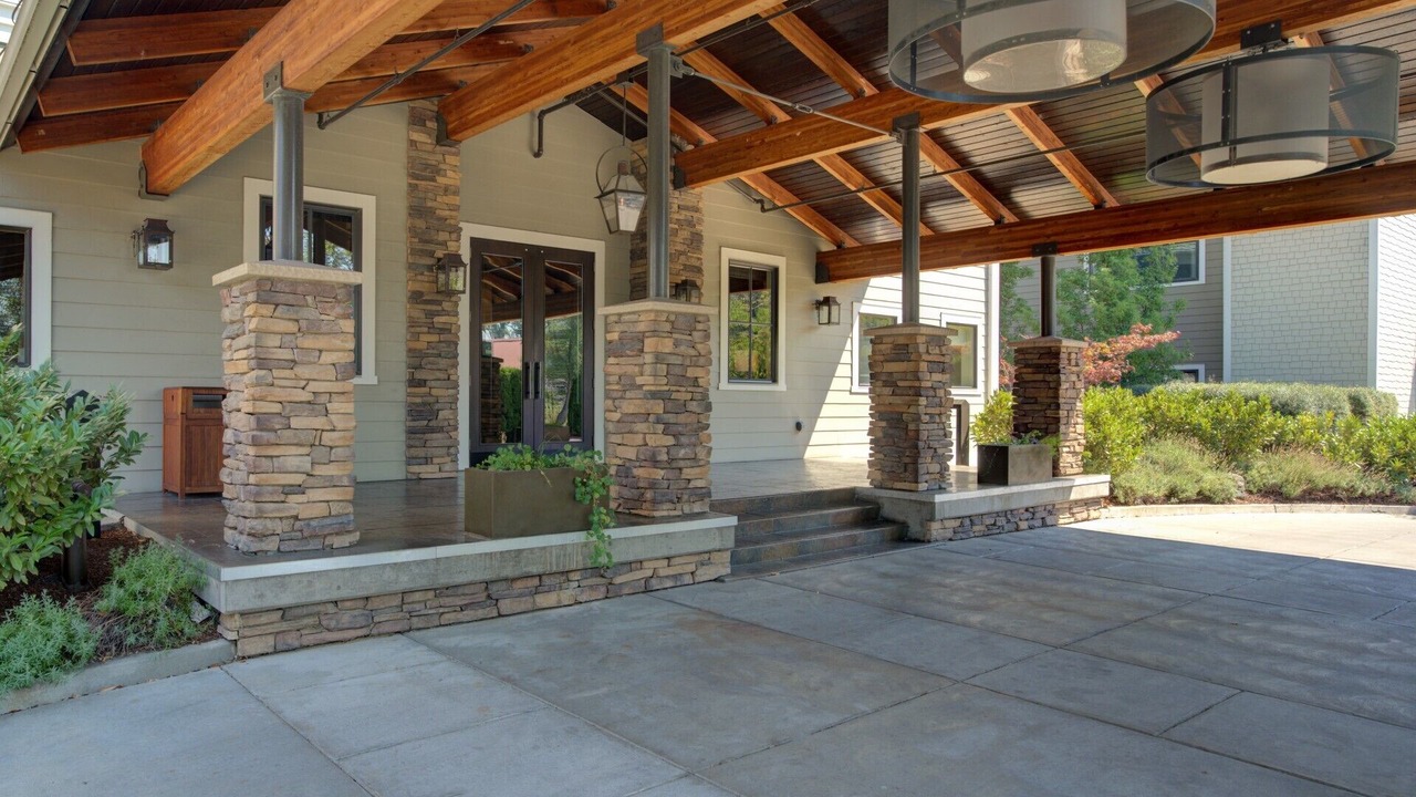 Photo of Others in Sandpoint