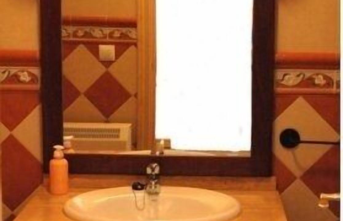 Photo of Bathroom in Villar de Domingo Garcia