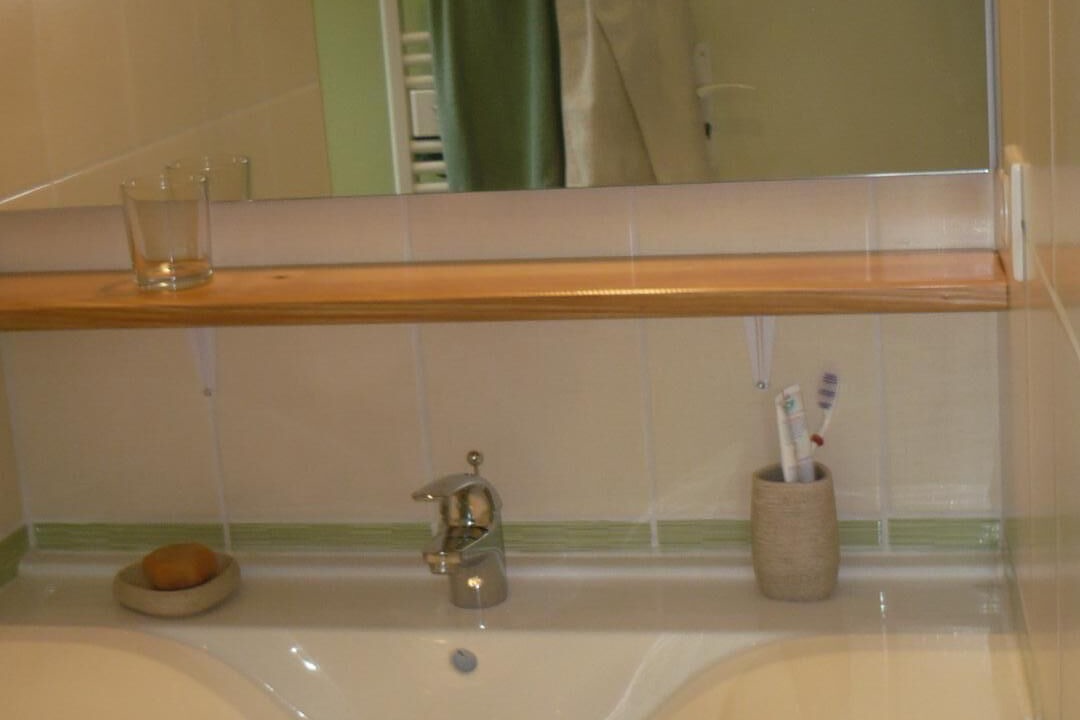 Photo of Bathroom in Prevencheres