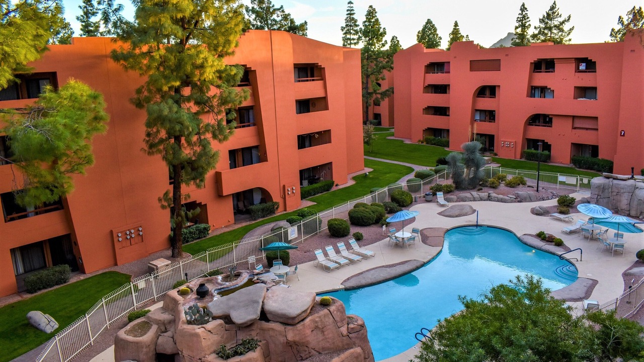 Photo of Outdoor in Paradise Valley Village
