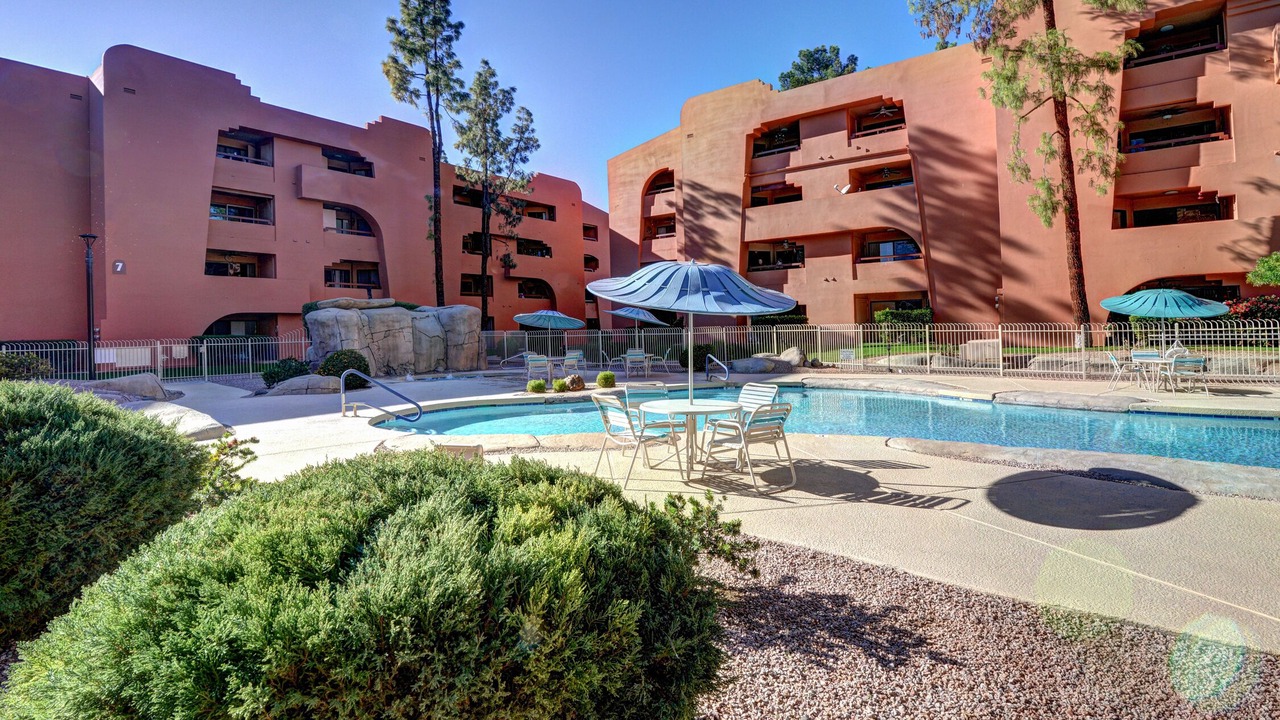 Photo of Outdoor in Paradise Valley Village