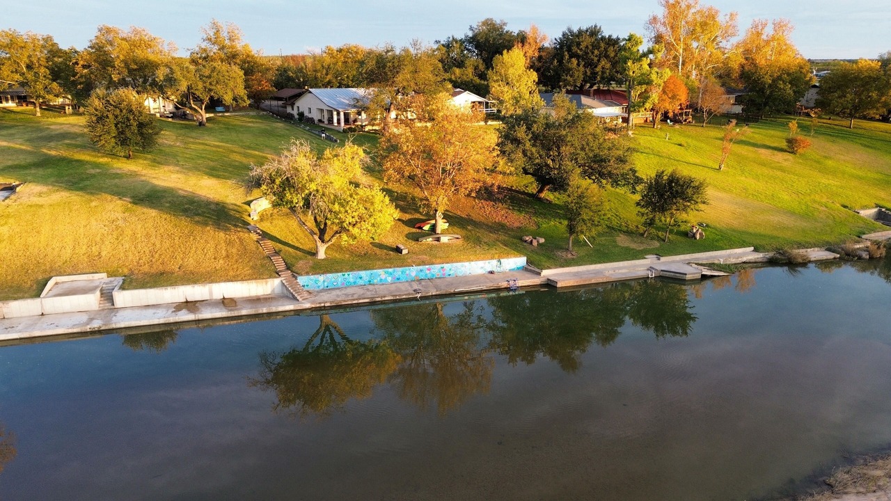Photo of Outdoor in Kingsland