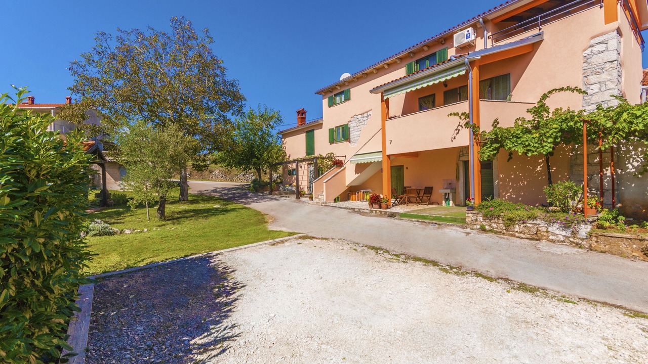 Photo of Outdoor in Zminj