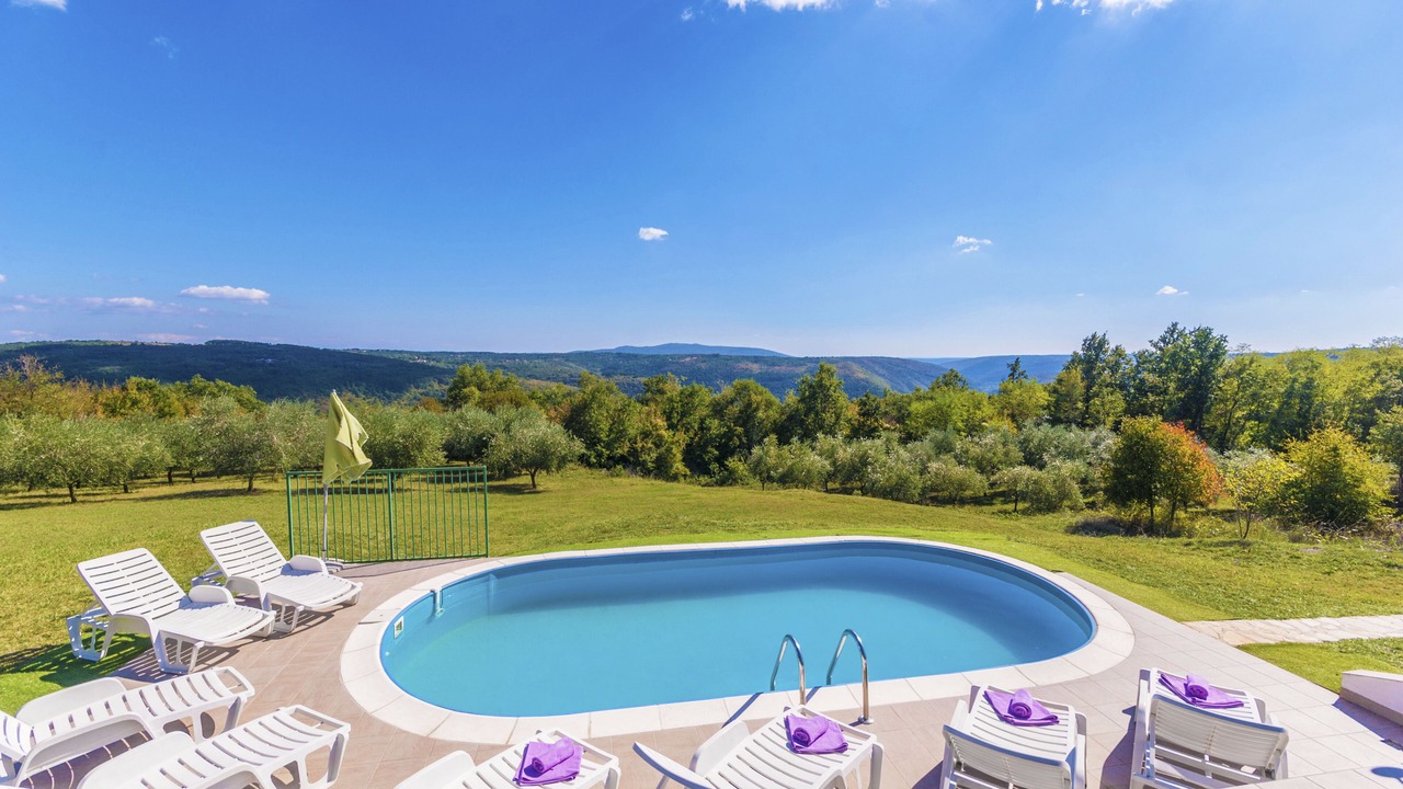 Photo of Outdoor in Zminj