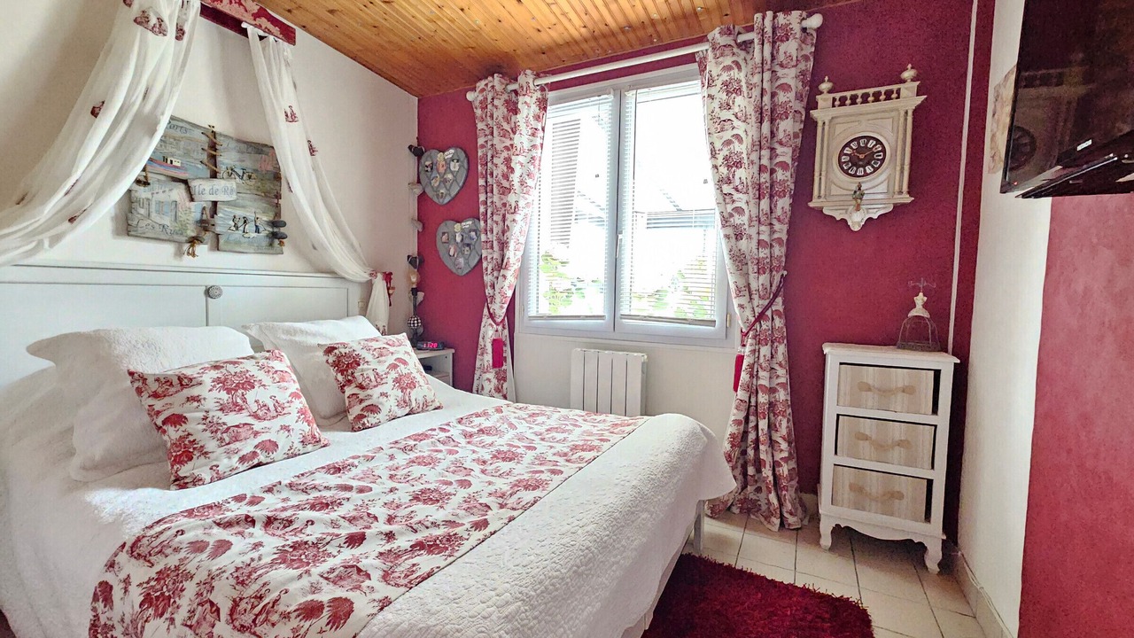 Photo of Bedroom in LʼAiguillon-sur-Mer