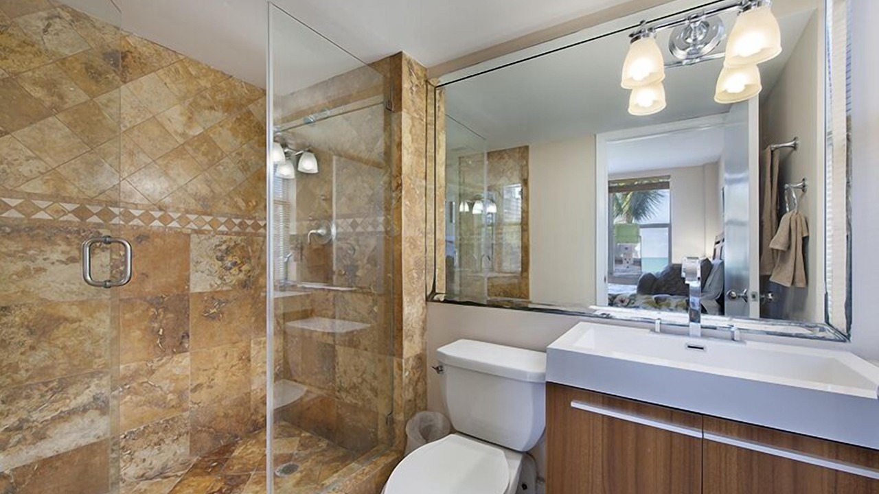 Photo of Bathroom in Surfside