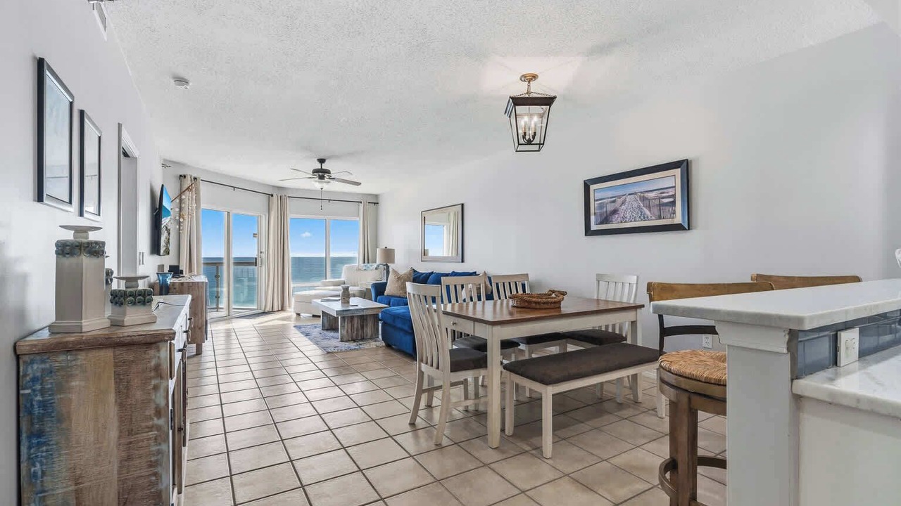 Photo of Livingroom in Pensacola Beach