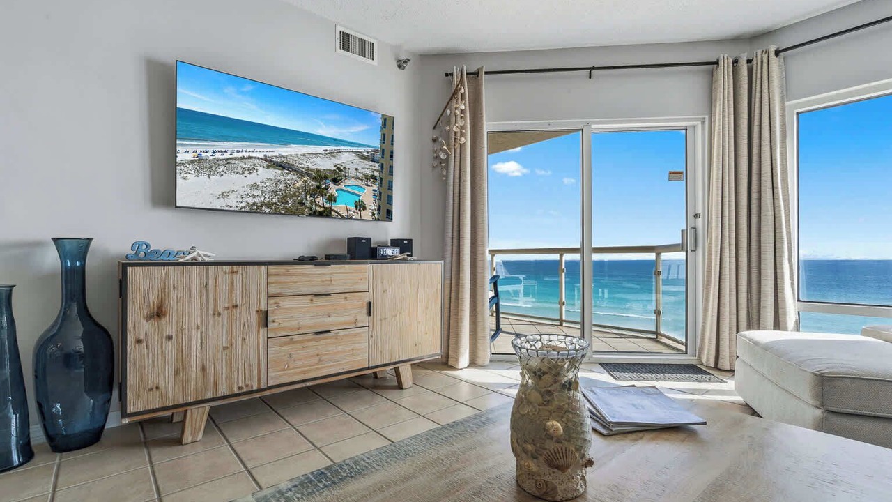 Photo of Livingroom in Pensacola Beach