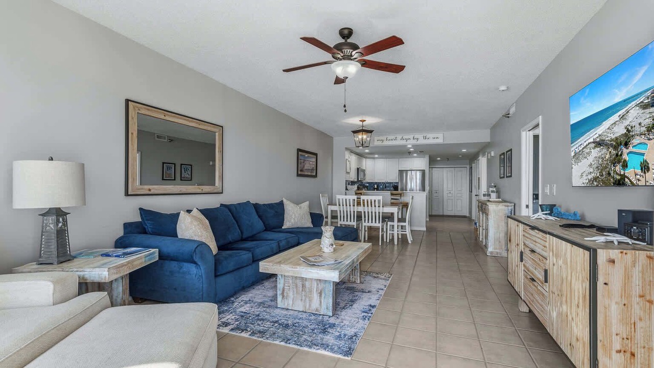 Photo of Livingroom in Pensacola Beach