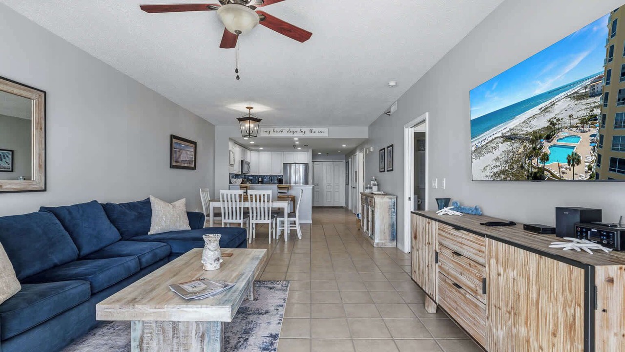 Photo of Livingroom in Pensacola Beach