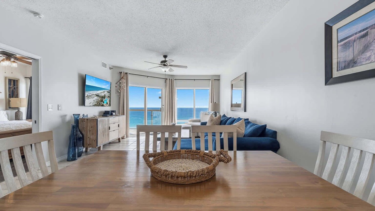 Photo of Livingroom in Pensacola Beach