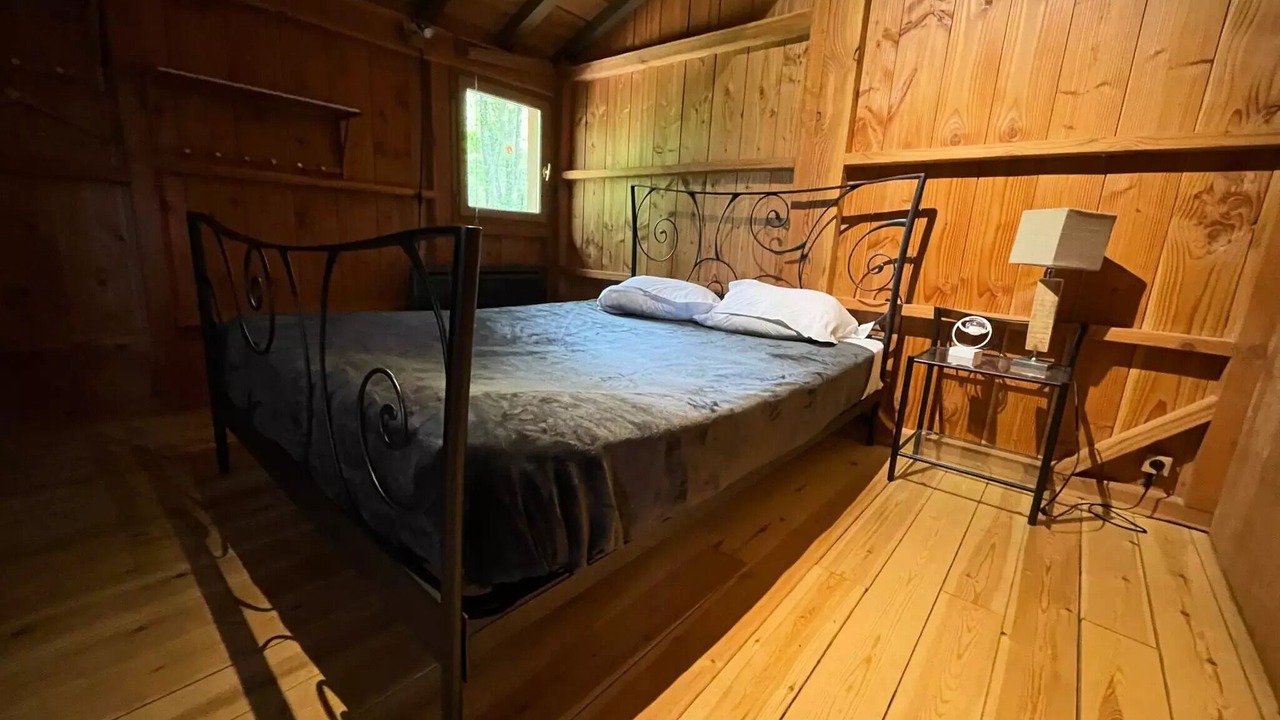 Photo of Bedroom in Estipouy