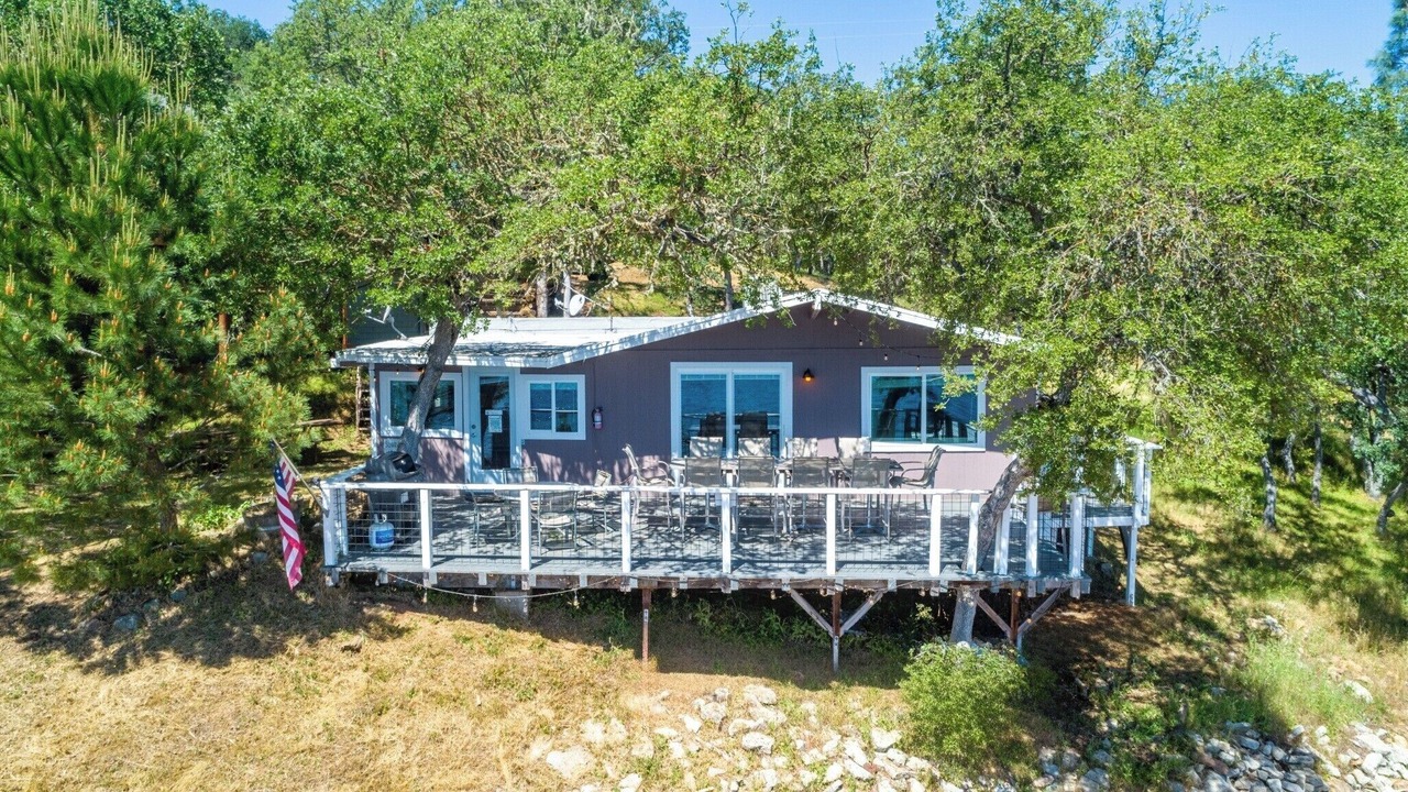 Photo of Outdoor in Bradley