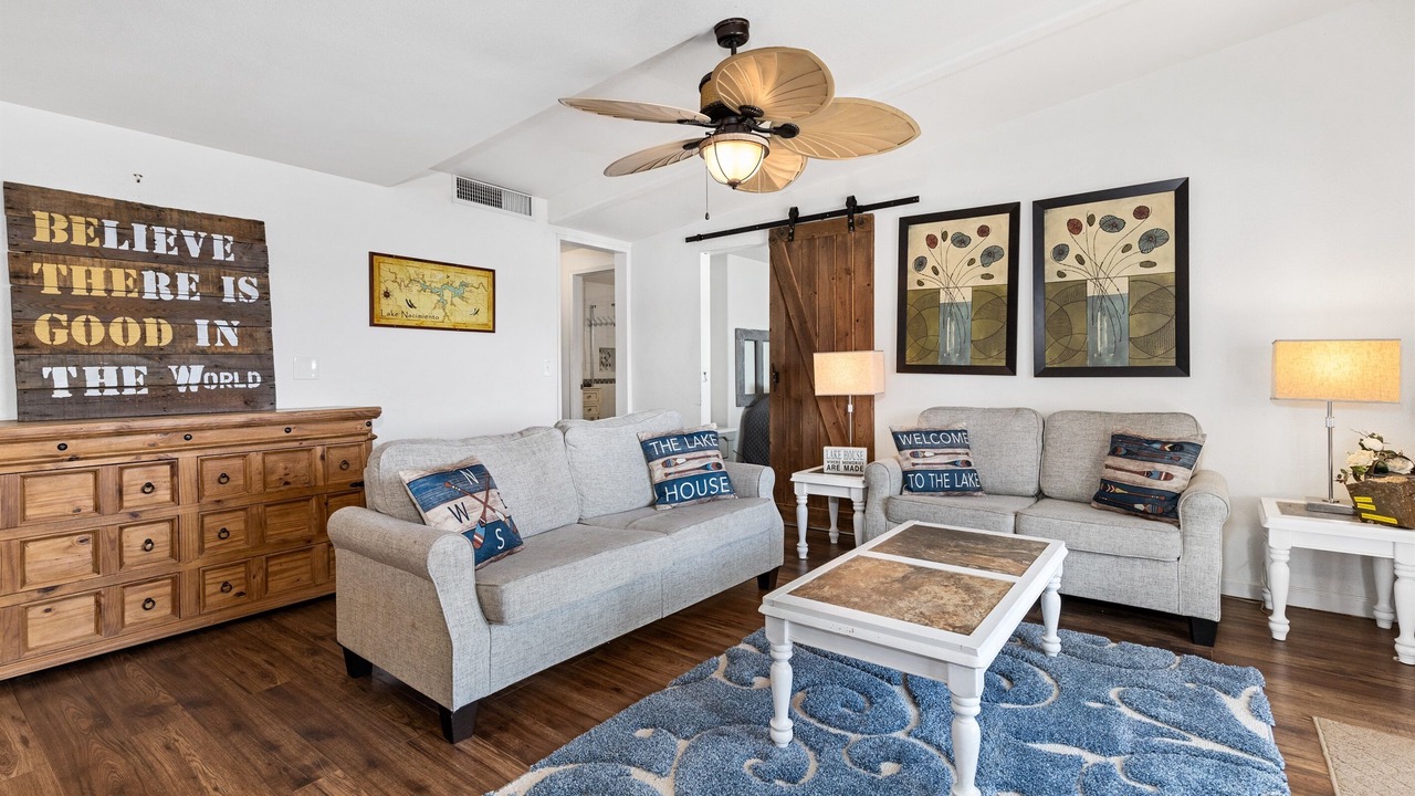 Photo of Livingroom in Bradley