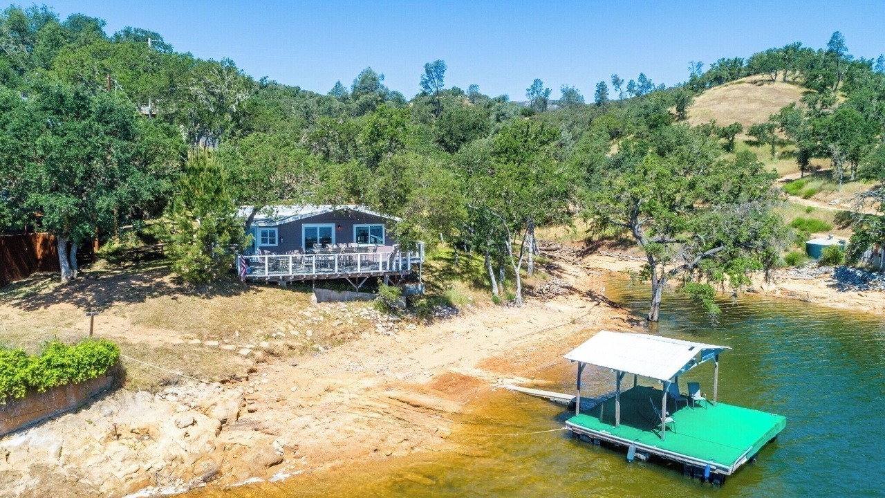 Photo of Outdoor in Bradley