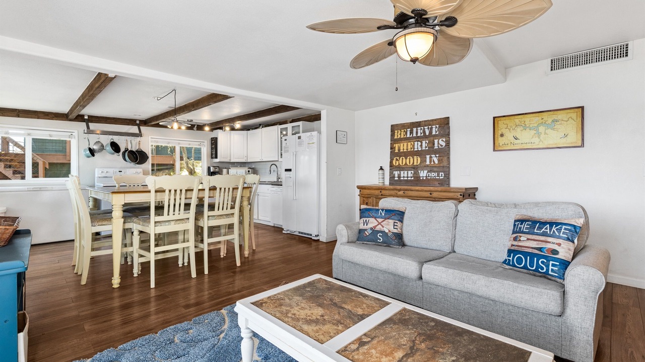 Photo of Livingroom in Bradley