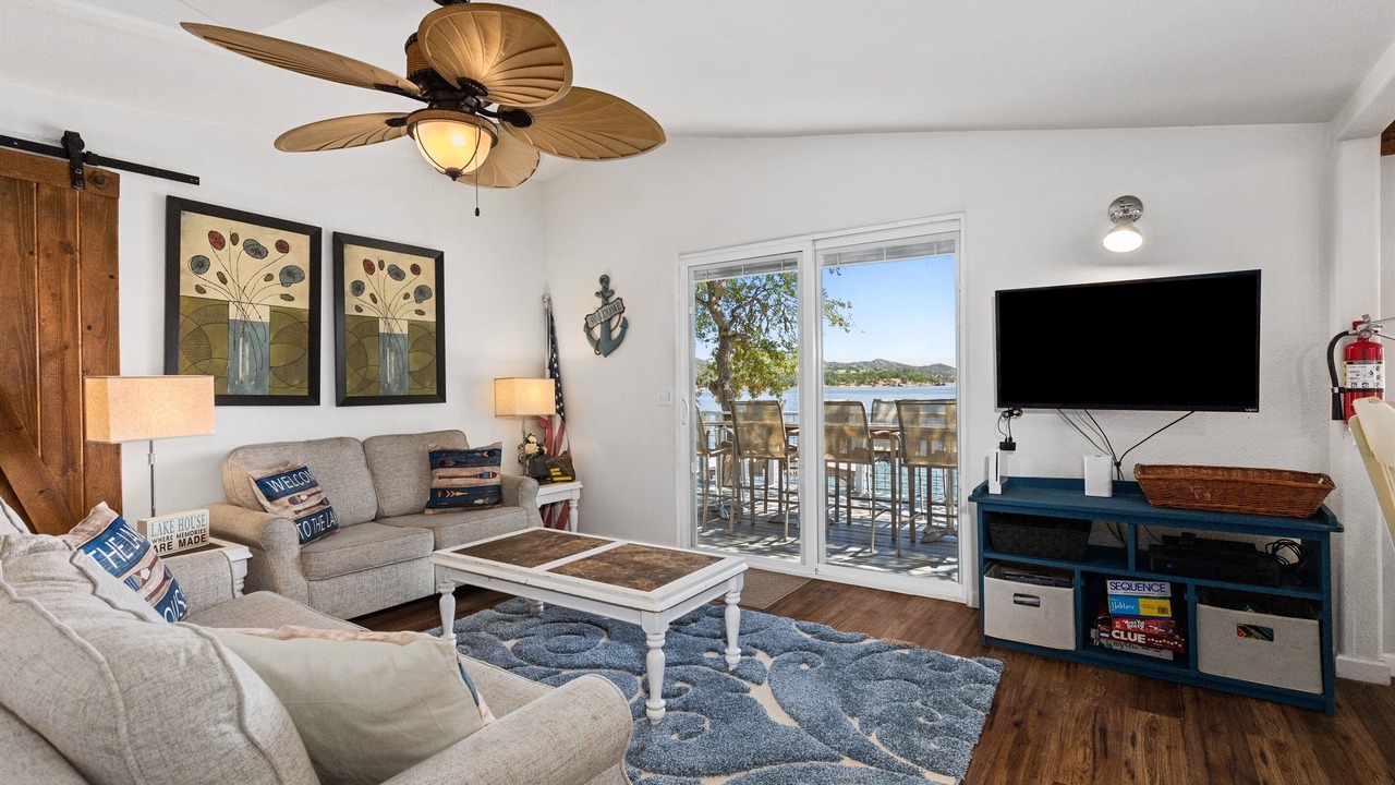 Photo of Livingroom in Bradley