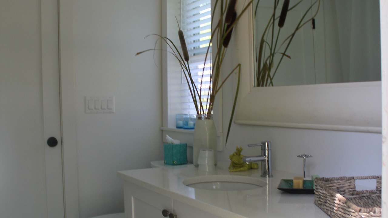 Photo of Bathroom in Oroville