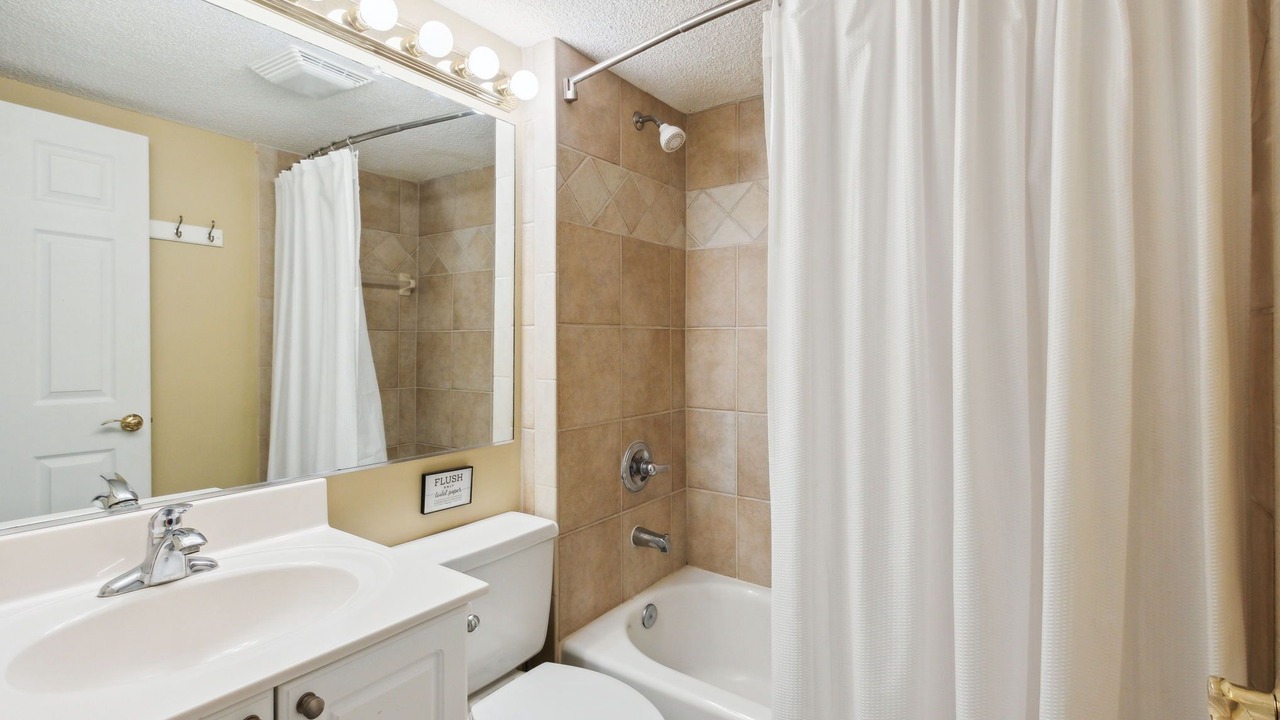 Photo of Bathroom in Fernandina Beach