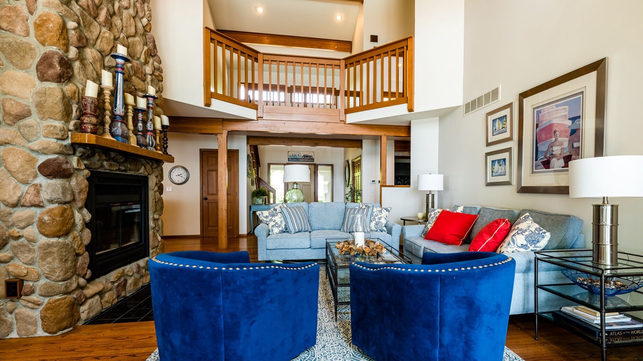 Photo of Livingroom in Lake Michigan Beach
