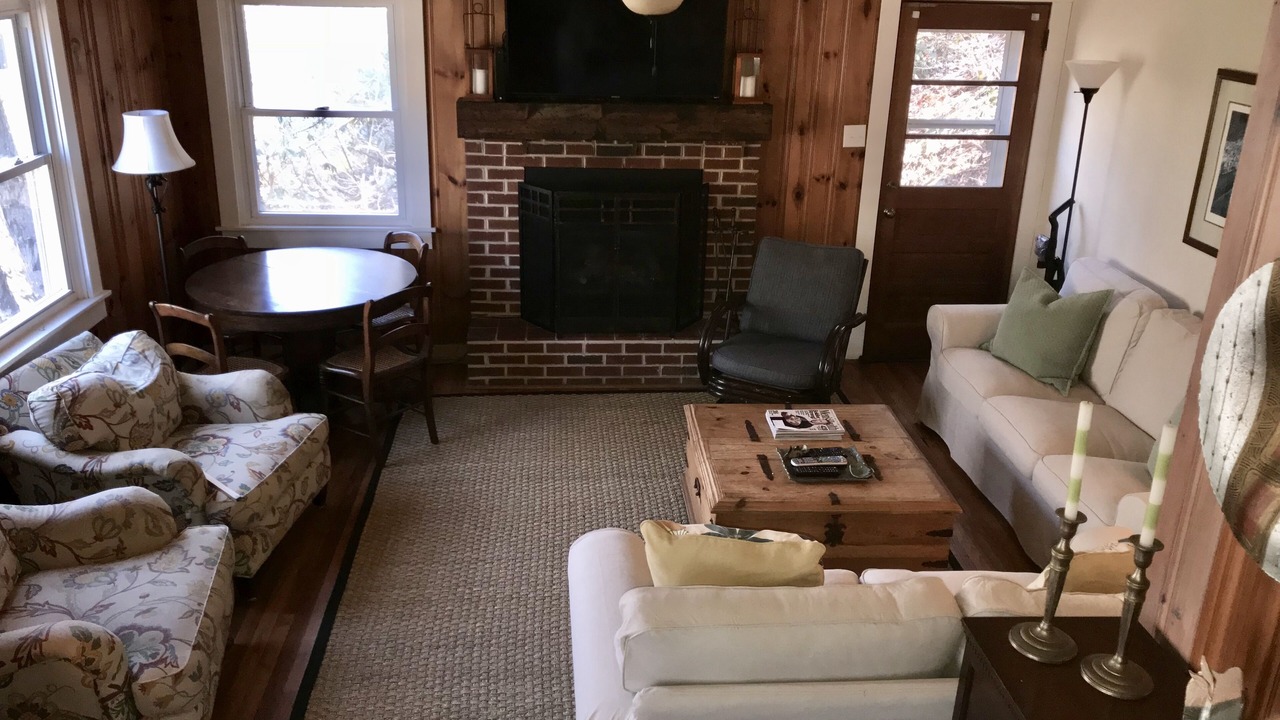 Photo of Bedroom in Black Mountain