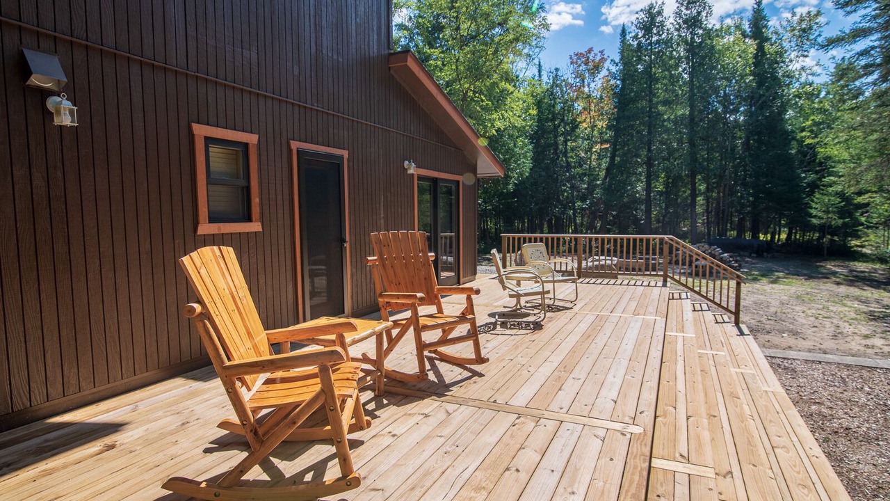 Photo of Patio Balcony in Boyne Falls