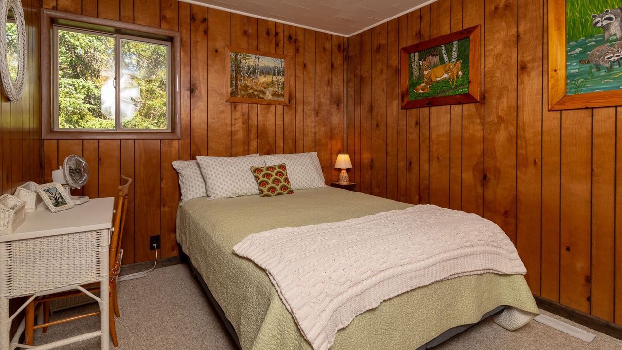 Photo of Bedroom in Boyne Falls