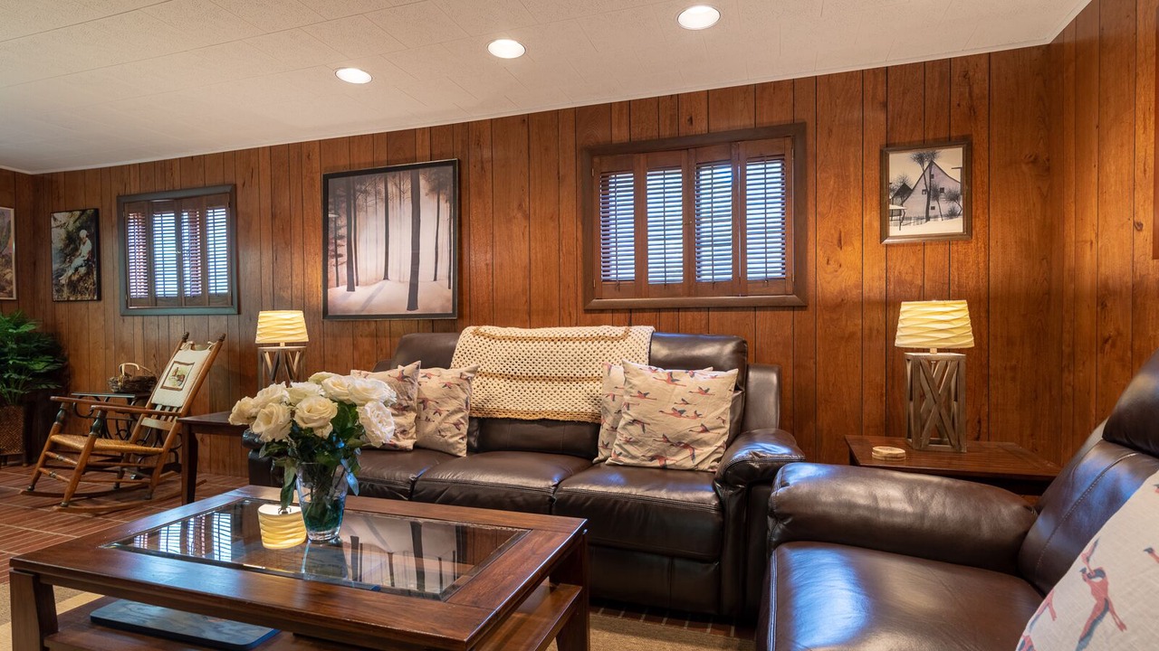 Photo of Livingroom in Boyne Falls