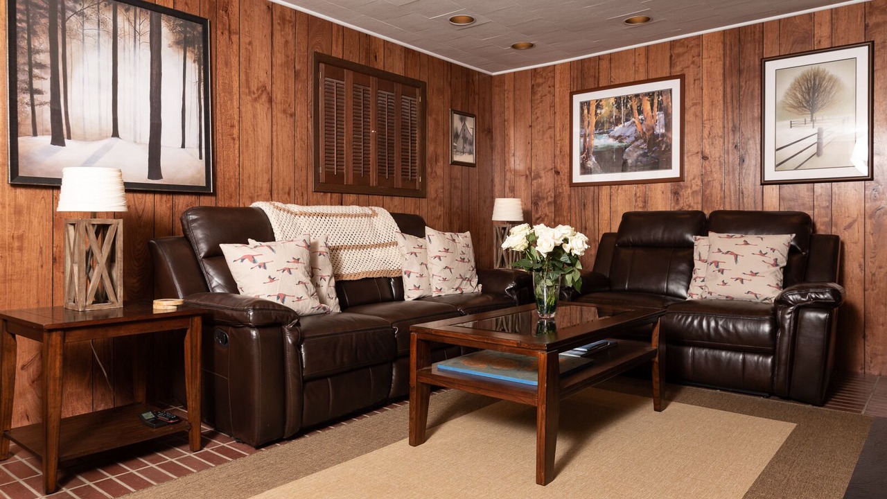 Photo of Livingroom in Boyne Falls
