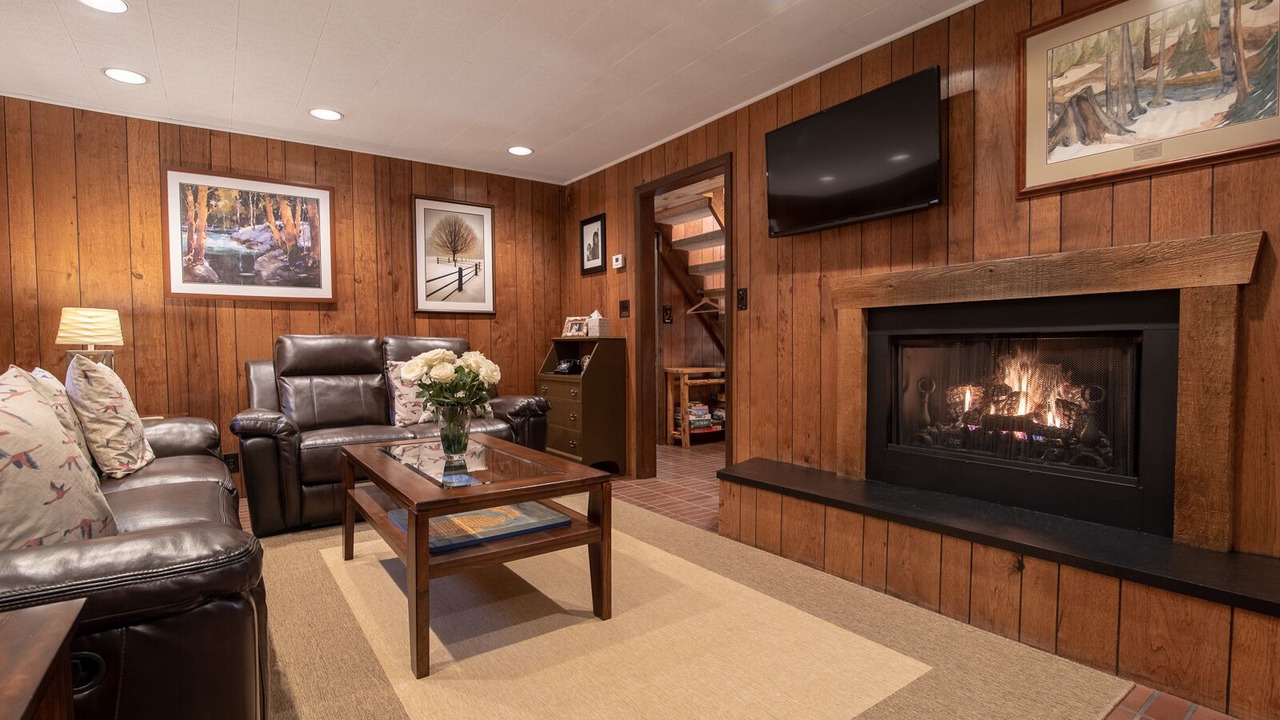Photo of Livingroom in Boyne Falls