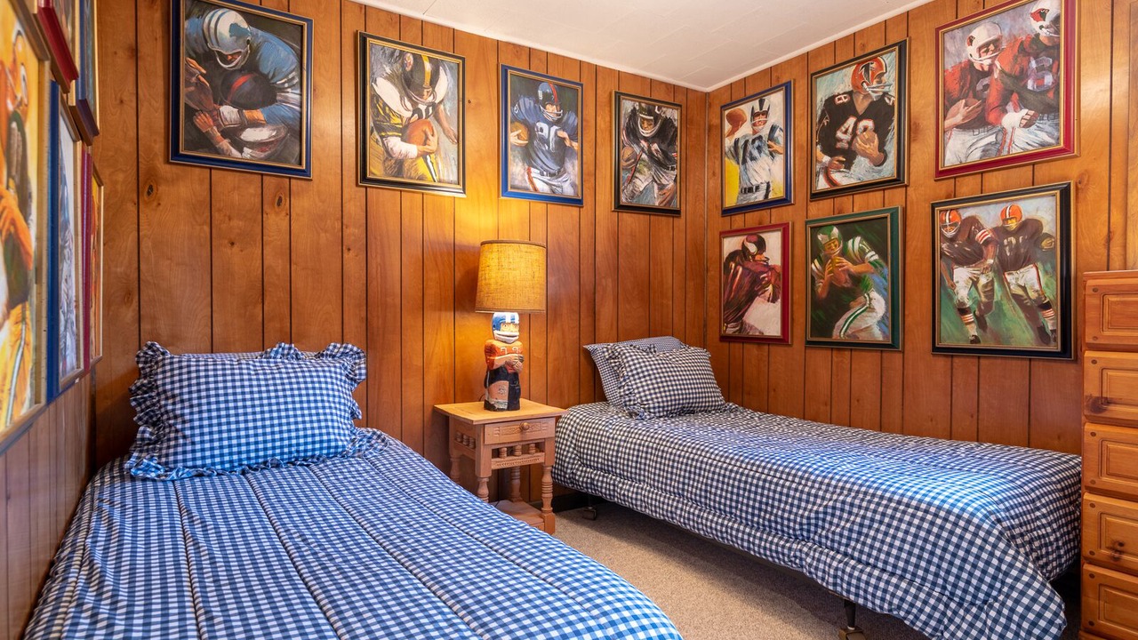 Photo of Bedroom in Boyne Falls