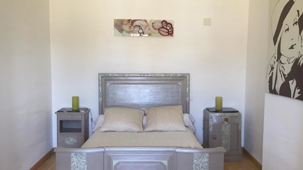 Photo of Bedroom in Auneuil