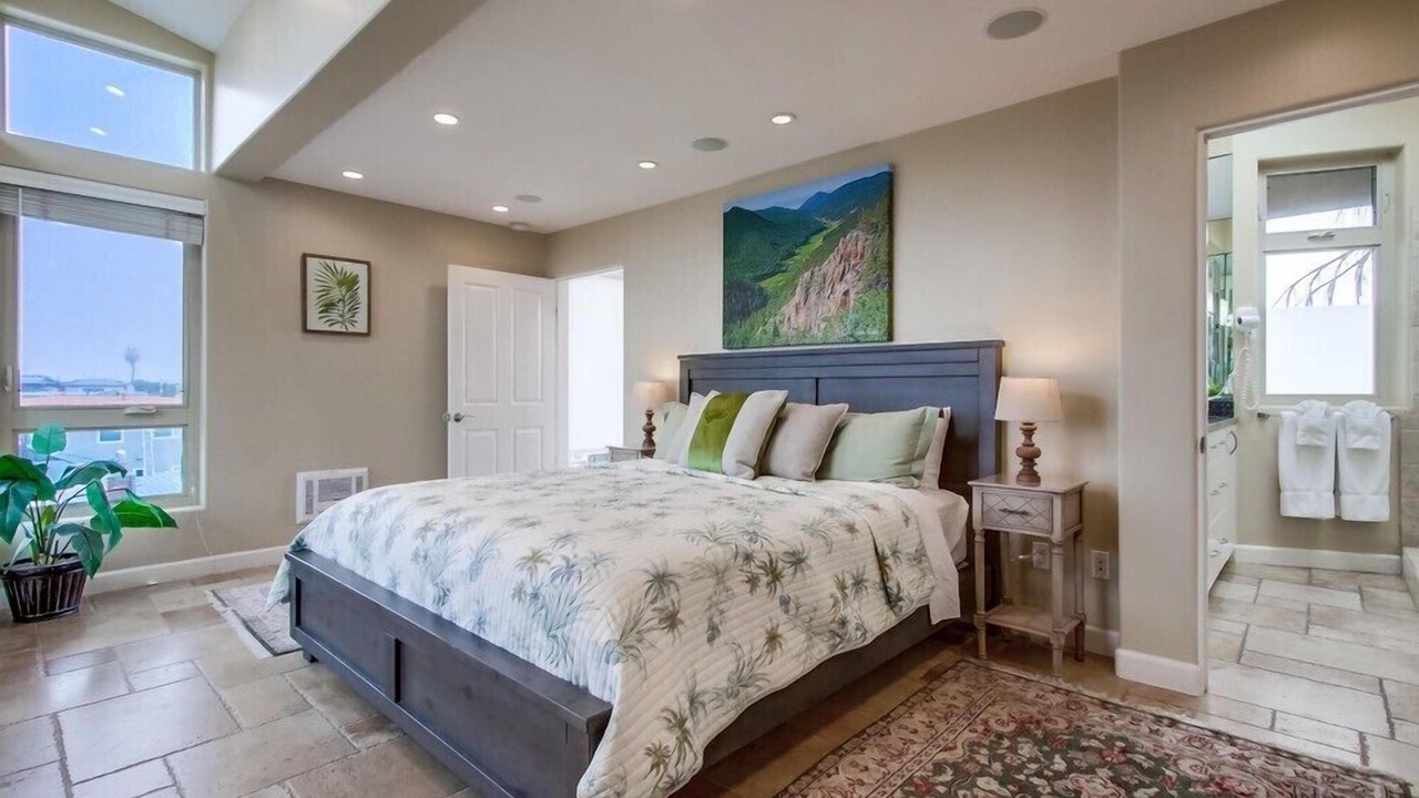 Photo of Bedroom in Central Mission Beach