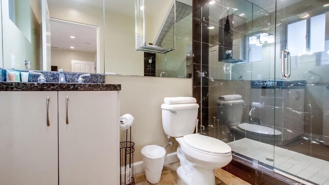 Photo of Bathroom in Central Mission Beach
