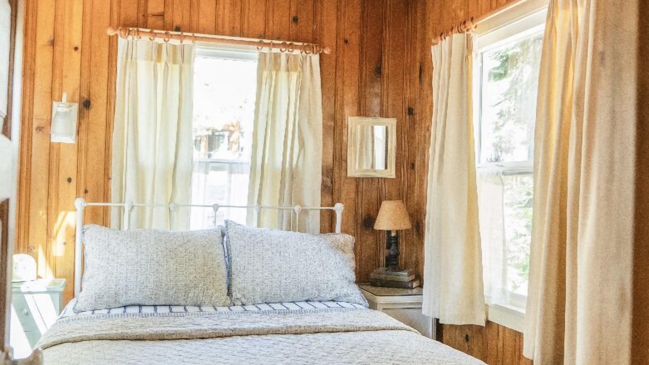 Photo of Bedroom in Tahoe Vista