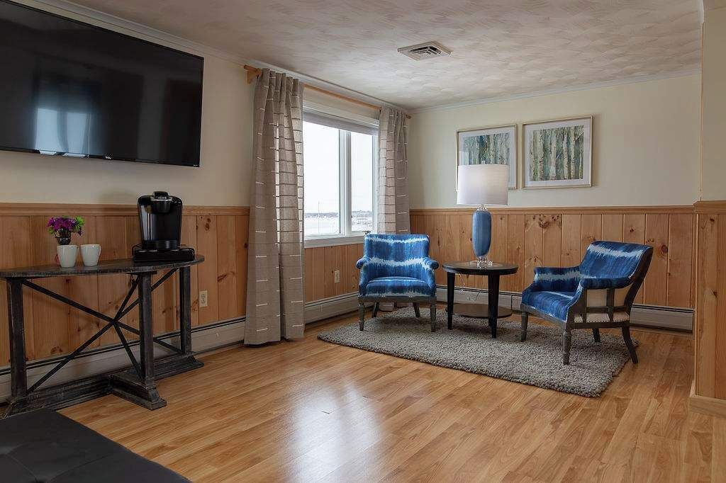 Photo of Livingroom in Canandaigua