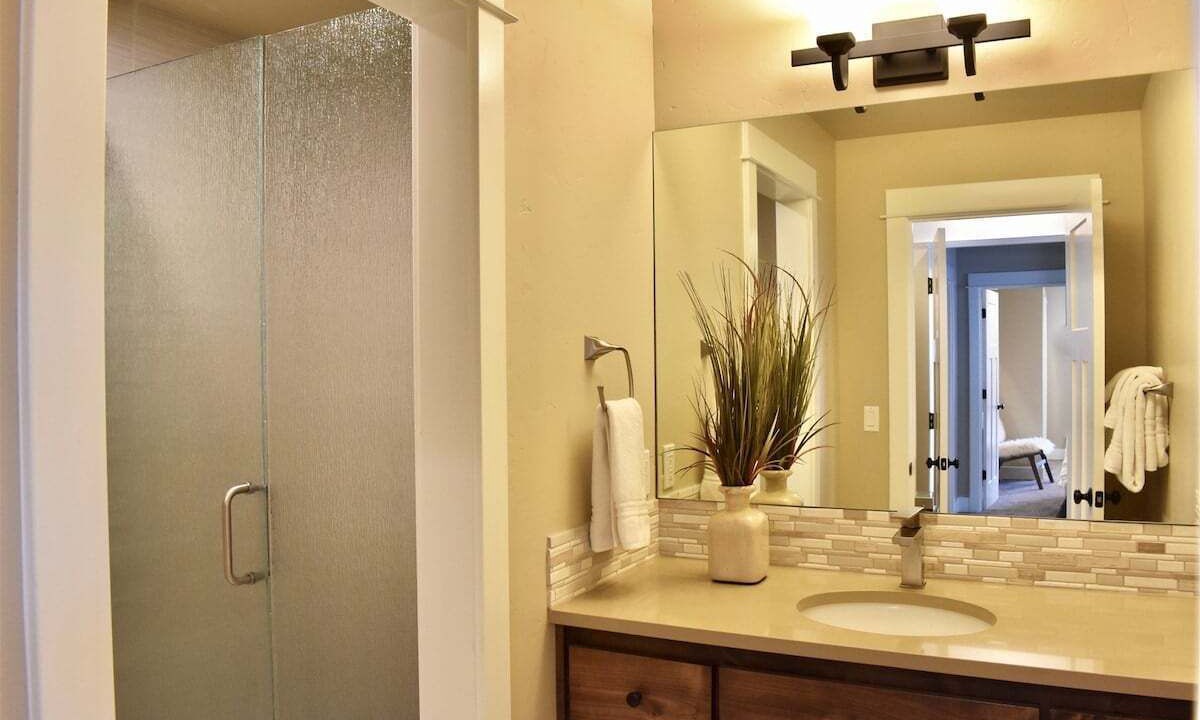 Photo of Bathroom in River West